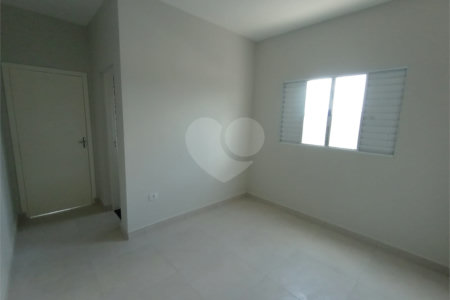 Casa térrea à venda em Nazaré Paulista/SP, no loteamento Quintas de São José