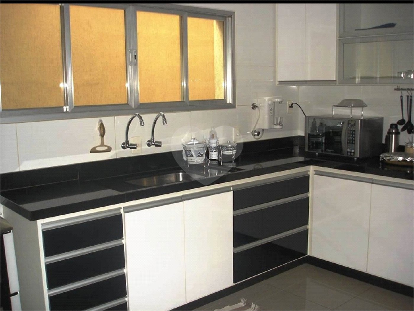 Casa Reformada 106 m² com 3 Dormitórios 2 suítes 2 vagas 3 banheiros e Espaço Gourmet na Vila Vera/SP Estuda permuta.