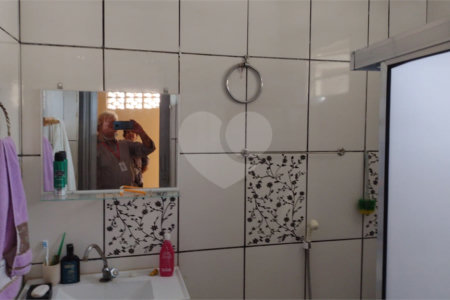 Casa no Jardimm real com mais de 208m² muito boa.