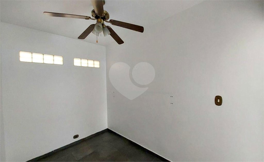 Apartamento de 03 dormitórios. Agende uma visita.