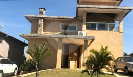 Casa à venda com 3 suítes no condomínio Delle Stelle, Louveira - SP