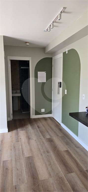 Studio Reformado com Varanda e Lazer Completo 33m2 Campos Elíseos Mobiliado