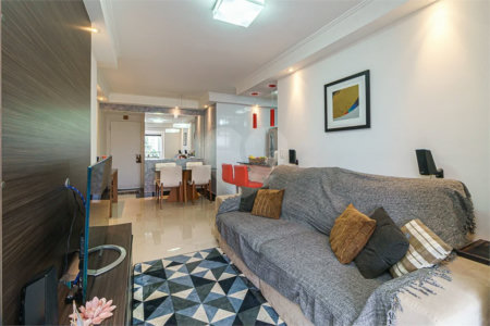 Apartamento à venda com 3 quartos, sendo 1 suíte, em Jardim Prudência, São Paulo, SP
