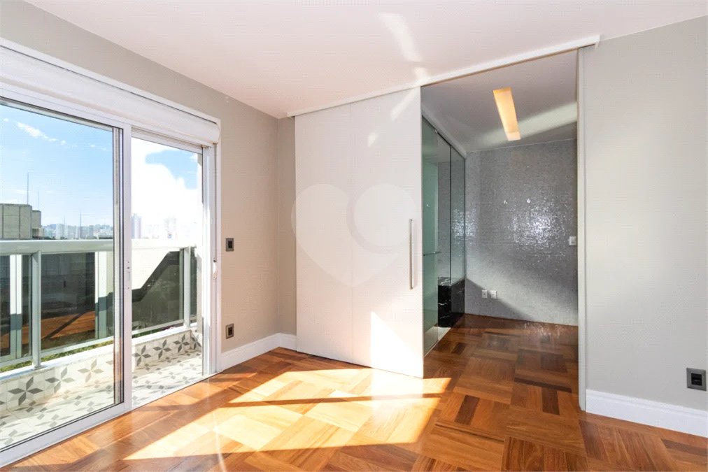 Vila Clementino - 161 m² | 2 dormitórios, com possibilidade de 3 | suíte master | 3 vagas | depósito