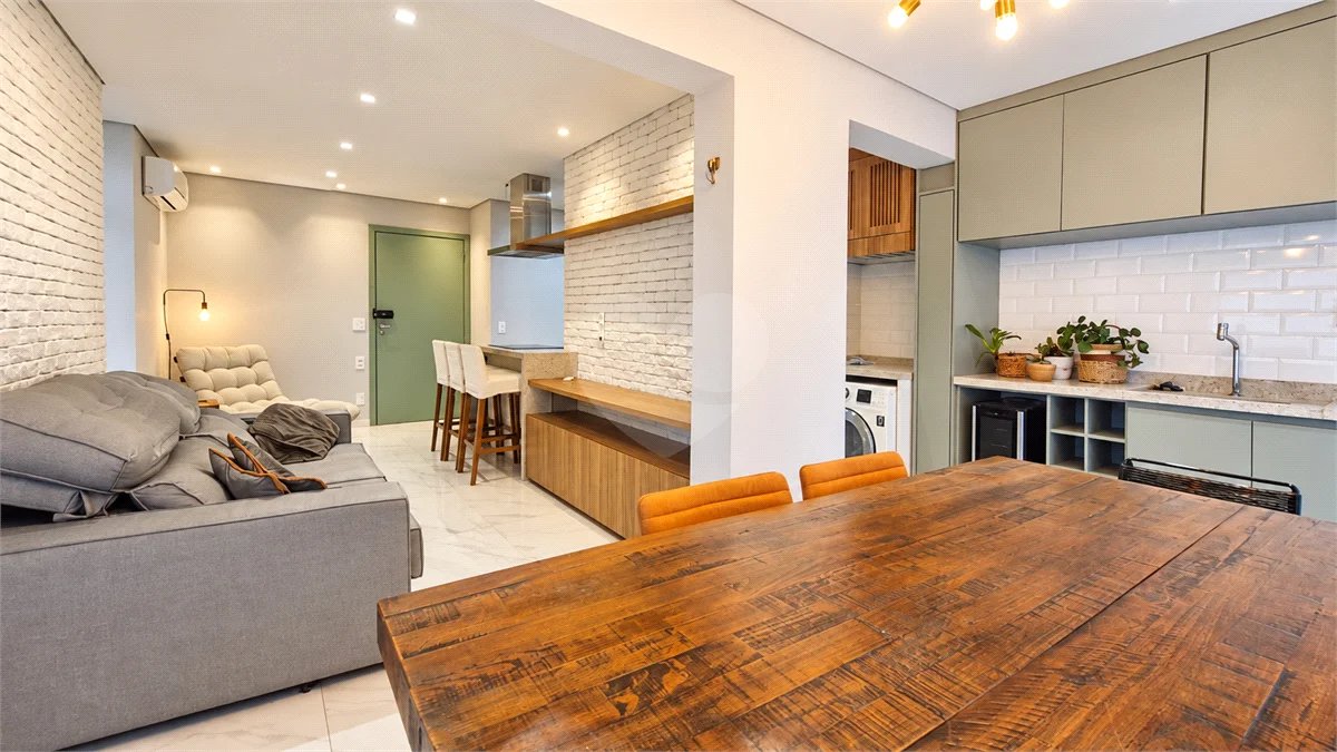Apartamento 2 dormitórios 1 suíte 1 vaga de garagem