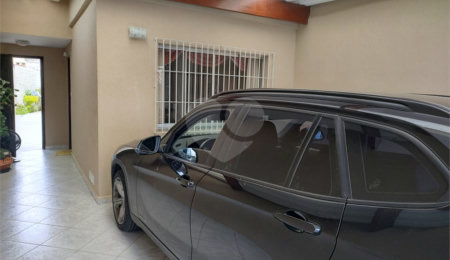 Sobrado à venda com 3 quartos, sendo 1 suíte, em Vila Santo Estéfano, São Paulo, SP
