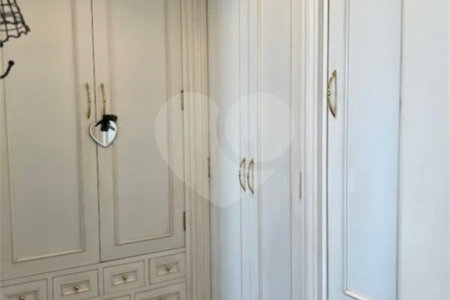 Apartamento à venda com 4 suítes em Santa Cecília, São Paulo, SP
