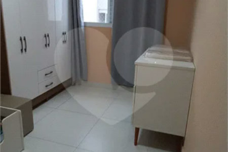 APARTAMENTO A VENDA 2 DORM SENDO 1 SUITE - VAGA DE GARAGEM COBERTA