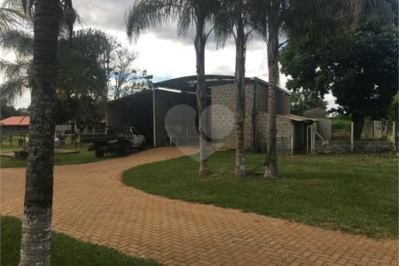 Chácara no Condomínio Itaipu