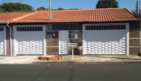 Casa à venda com 3 quartos, sendo 1 suíte,  em Jardim São Carlos 5, São Carlos, SP