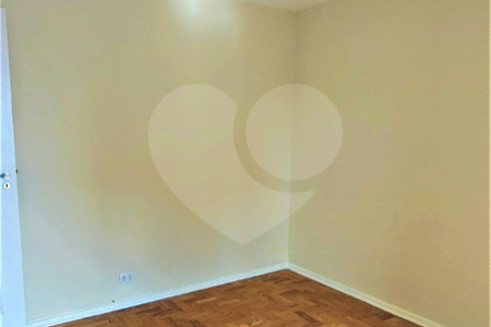 APARTAMENTO 1 DORMITÓRIO COM VAGA