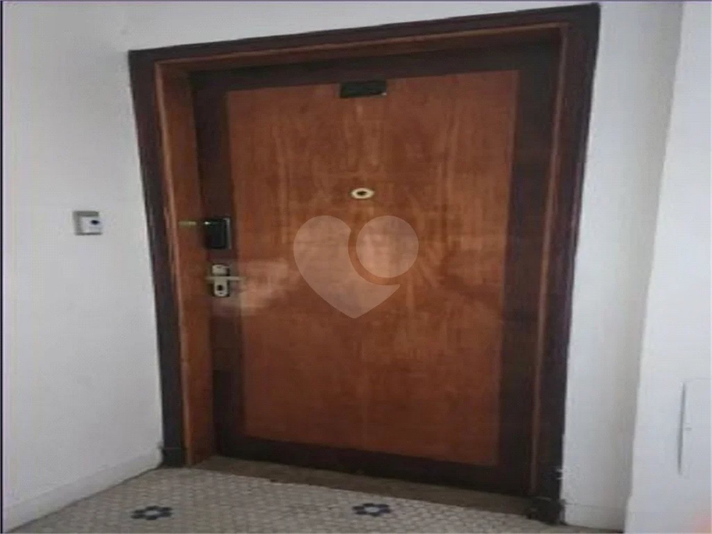 Apartamento à venda no bairro Barra Funda.