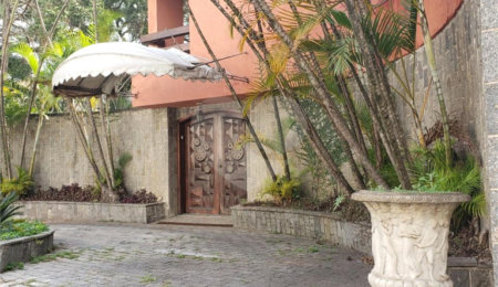 Casa à venda com 6 quartos, sendo 4 suítes,  em Vila Sônia, São Paulo, SP