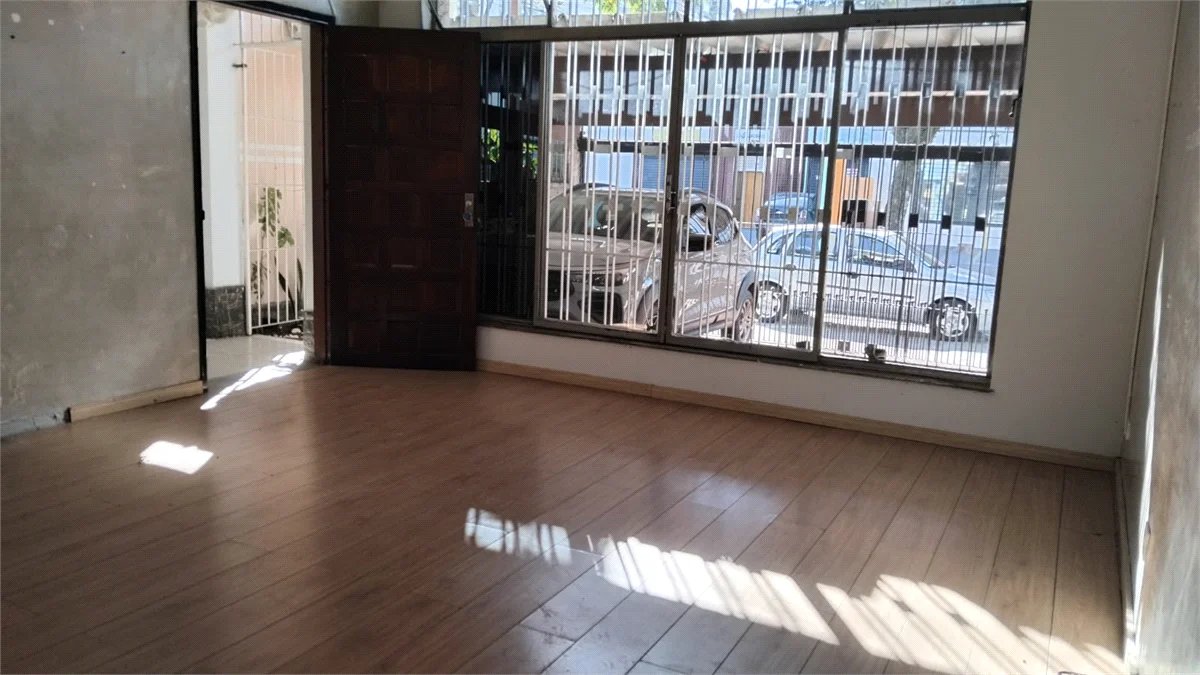 Sobrado à venda com 3 quartos, sendo 1 suíte, em Jardim Bonfiglioli, São Paulo, SP