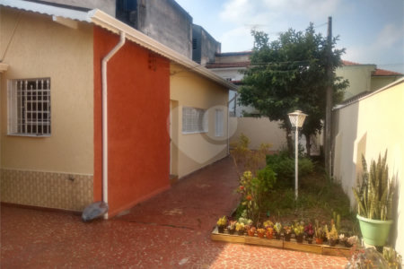 Casa á venda - Saúde!!