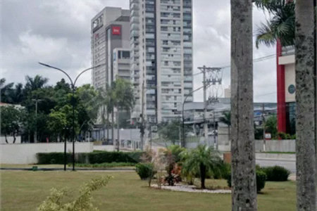 APARTAMENTO PARA LOCAÇÃO | 2 DORMS | 2 BANHEIROS /MOBILIADO | VARANDA | 1 VAGA | LAZER COMPLETO | EM FRENTE AO SHOPPING METRÓPOLE CENTRO – SÃO BERNARDO DO CAMPO/SP