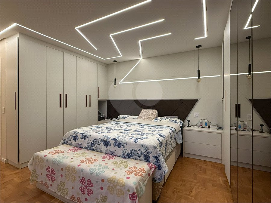 Apartamento à venda com 3 quartos, sendo 1 suíte, em Alto da Boa Vista, São Paulo, SP