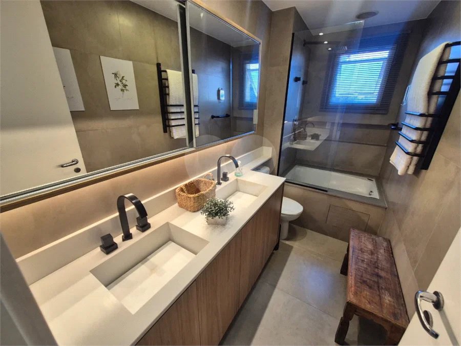 Apartamento à venda com 3 suítes em Vila Mascote, São Paulo, SP