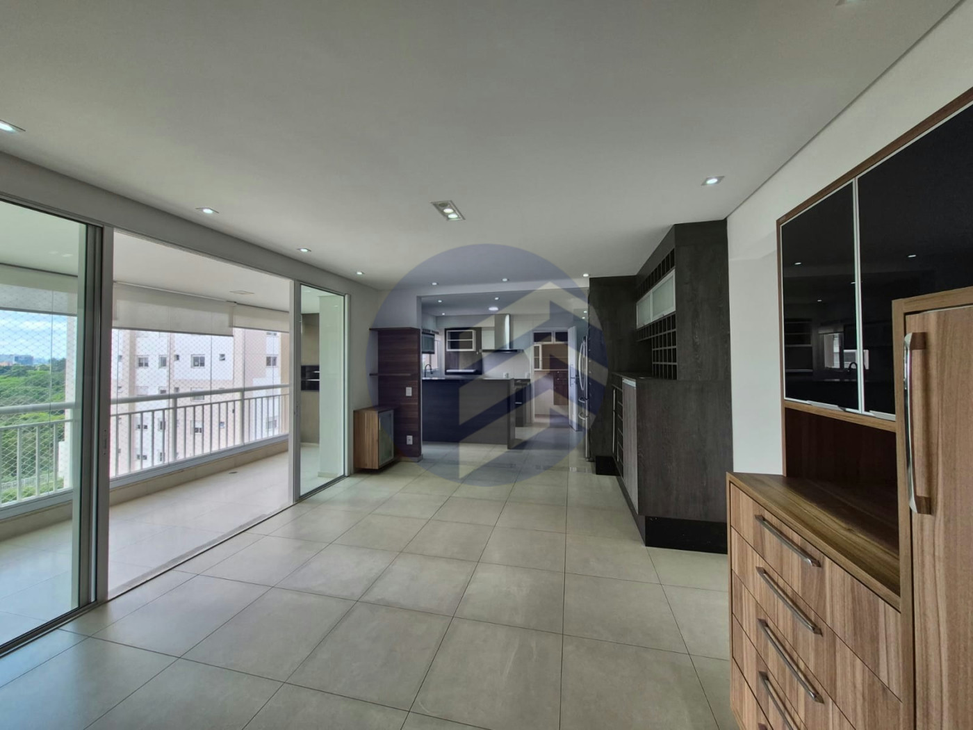 Apartamento à venda ou para alugar, 110m² com 2 quartos, sendo 1 suíte, escritório e  vagas Condomínio Paulistano, São Paulo - SP