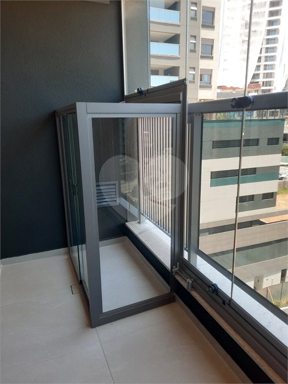 Studio na Vila Madalena ao lado do metro