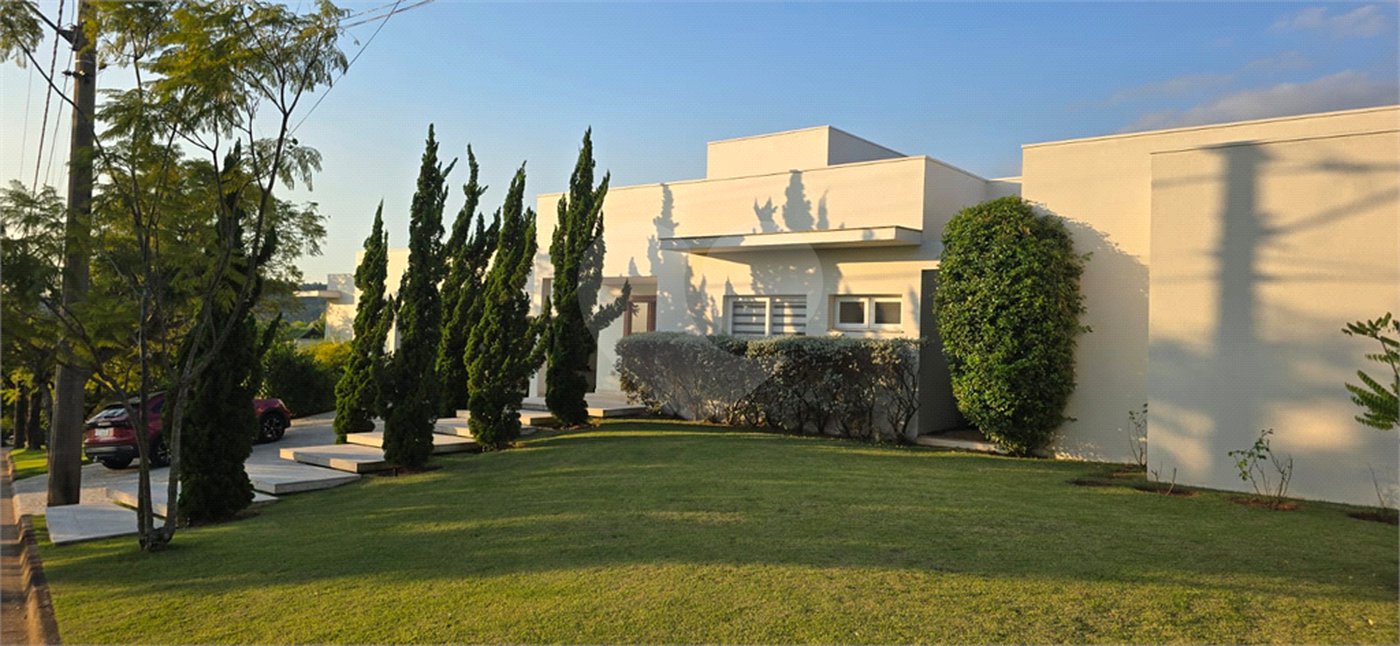 Casa à venda com 7 quartos, sendo 5 suítes, em Residencial Jardim Primavera, Louveira, SP
