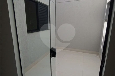 Casa com 155m² , 3 dormitórios , sendo 1 suíte , 4 vagas , à venda no Parque das Nações , em Santo André.