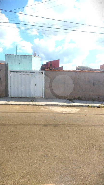 Casa no Jardim Embaré 2 dormitórios 250m@ de terreno