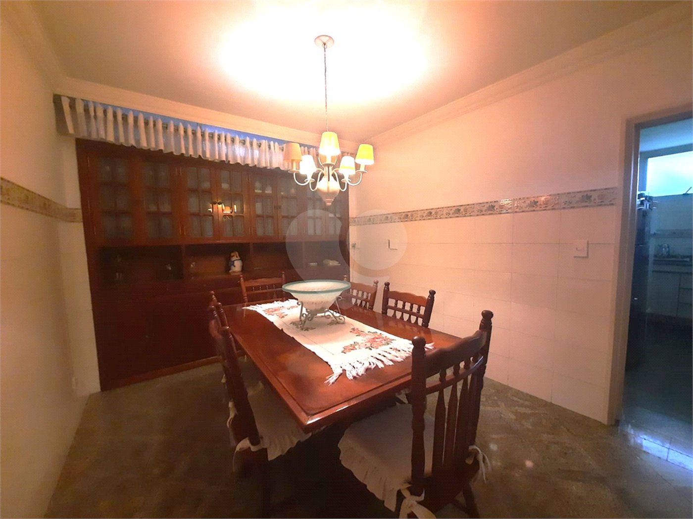 Casa para alugar com 4 quartos, sendo 2 suítes,  em Alto da Boa Vista, São Paulo, SP