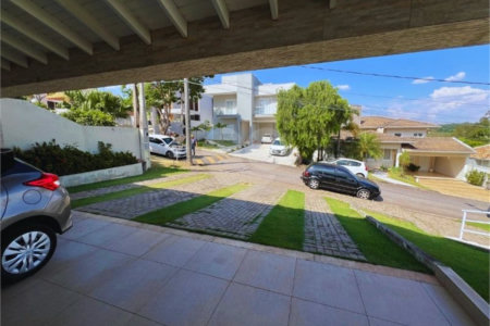 Apresento essa belíssima casa no Condomínio Delle Stelle - Louveira SP