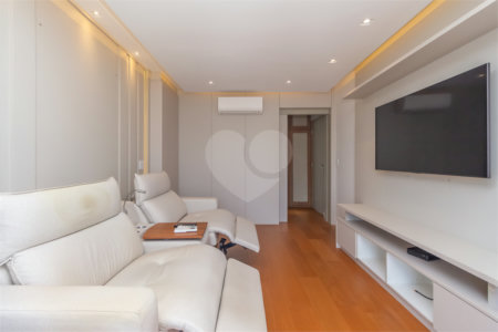 Apartamento - Vila Mariana - Alto Padrão - 3 Suítes - 4 Vagas - Venda / Compra - Próximo ao Metrô