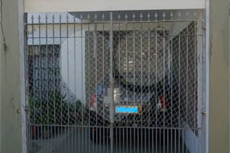 Casa com 156 m², 2 quartos, garagem para 3 carros, à venda no bairro Cerâmica em São Caetano do Sul