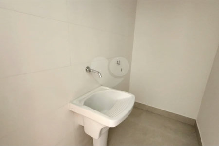 Casa Térrea Recém-Construída à Venda no Condomínio Portal do Bosque – Louveira/SP