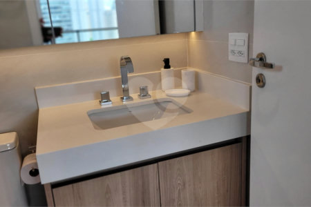 Studio sofisticado, totalmente mobiliado e pronto para morar