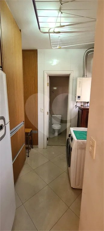 Apartamento à venda no Campo Belo com 110m², 03 dormitórios sendo 01 suite, 2 vagas - São Paulo/S