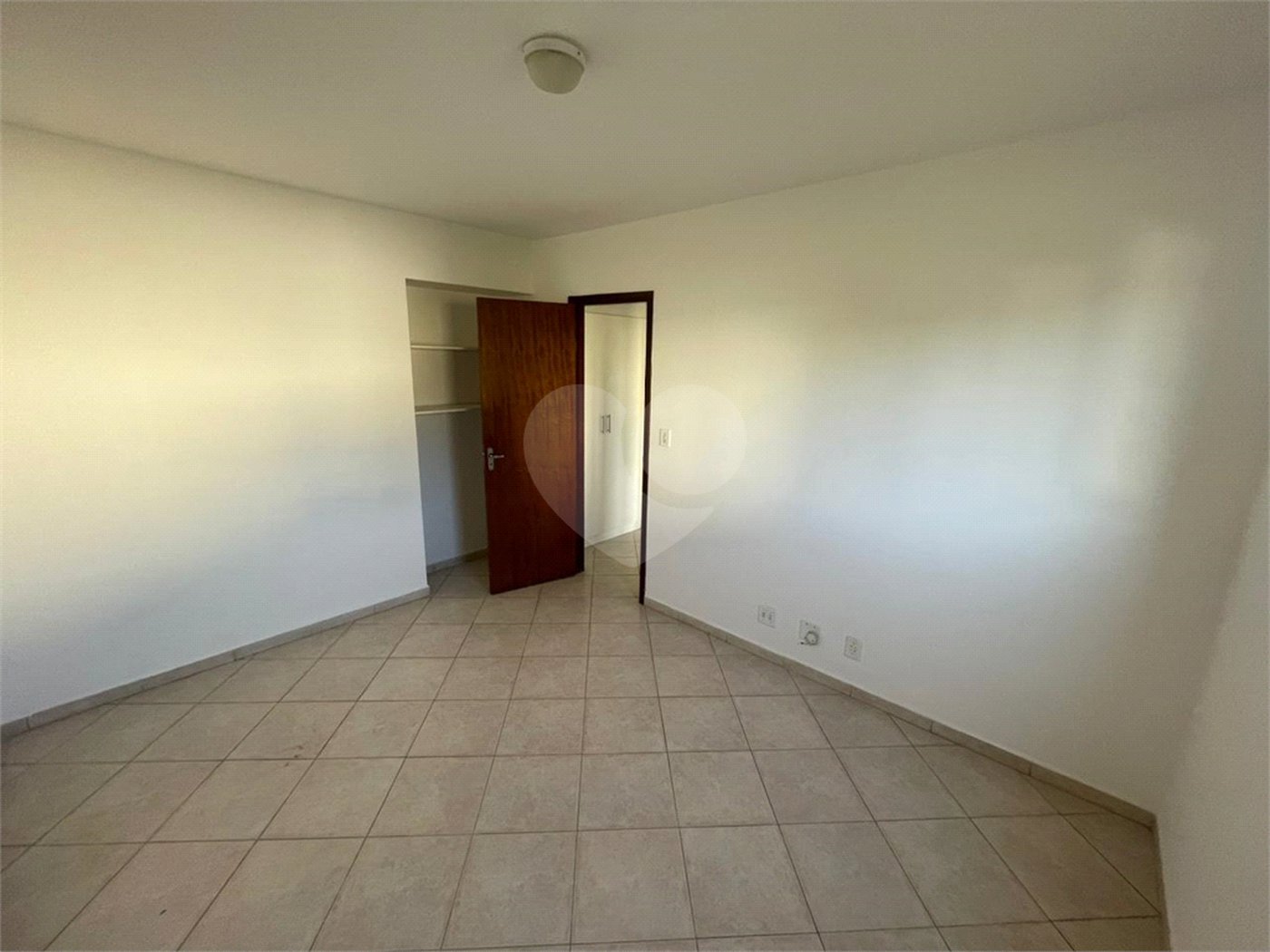 Apartamento para venda ou locação no condomínio Paul Klee