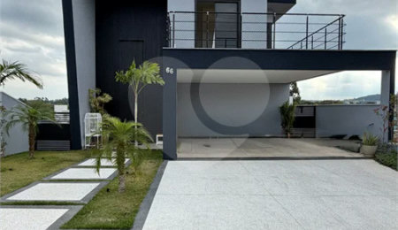 Casa à venda com 3 quartos, sendo 1 suíte, no condomínio Gran Ville São Venâncio, Itupeva - SP
