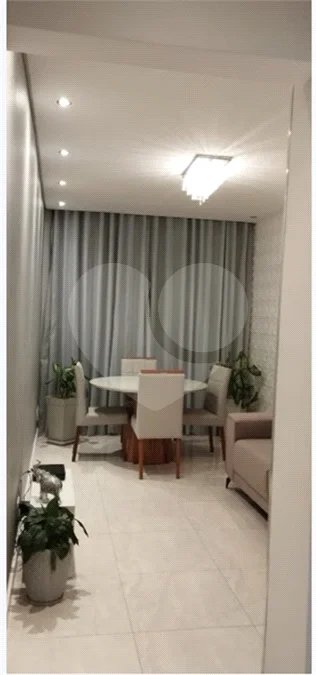Apartamento à venda com 2 quartos e 1 vaga de garagem na Vila Sirena, em Guarulhos