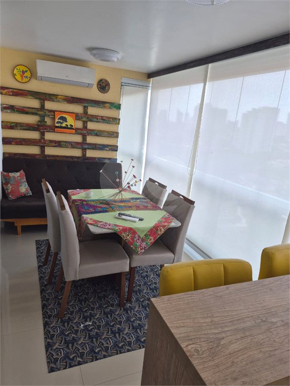 Apartamento à venda na Vila Mariana de 100m² com 3 dormitórios, 2 suítes, 2 vagas e lazer