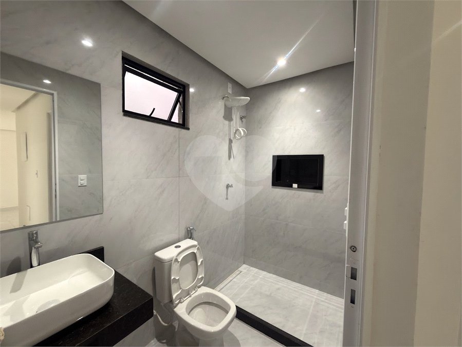 Casa Linear 3 quartos com 1 suíte, área de lazer