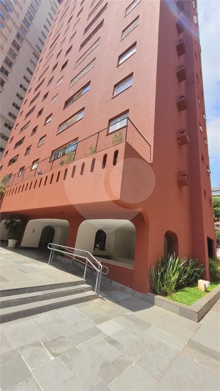 Apartamento sofisticado em localização privilegiada no Itaim Bibi – próximo ao Parque do Povo e Shopping JK Iguiatemi