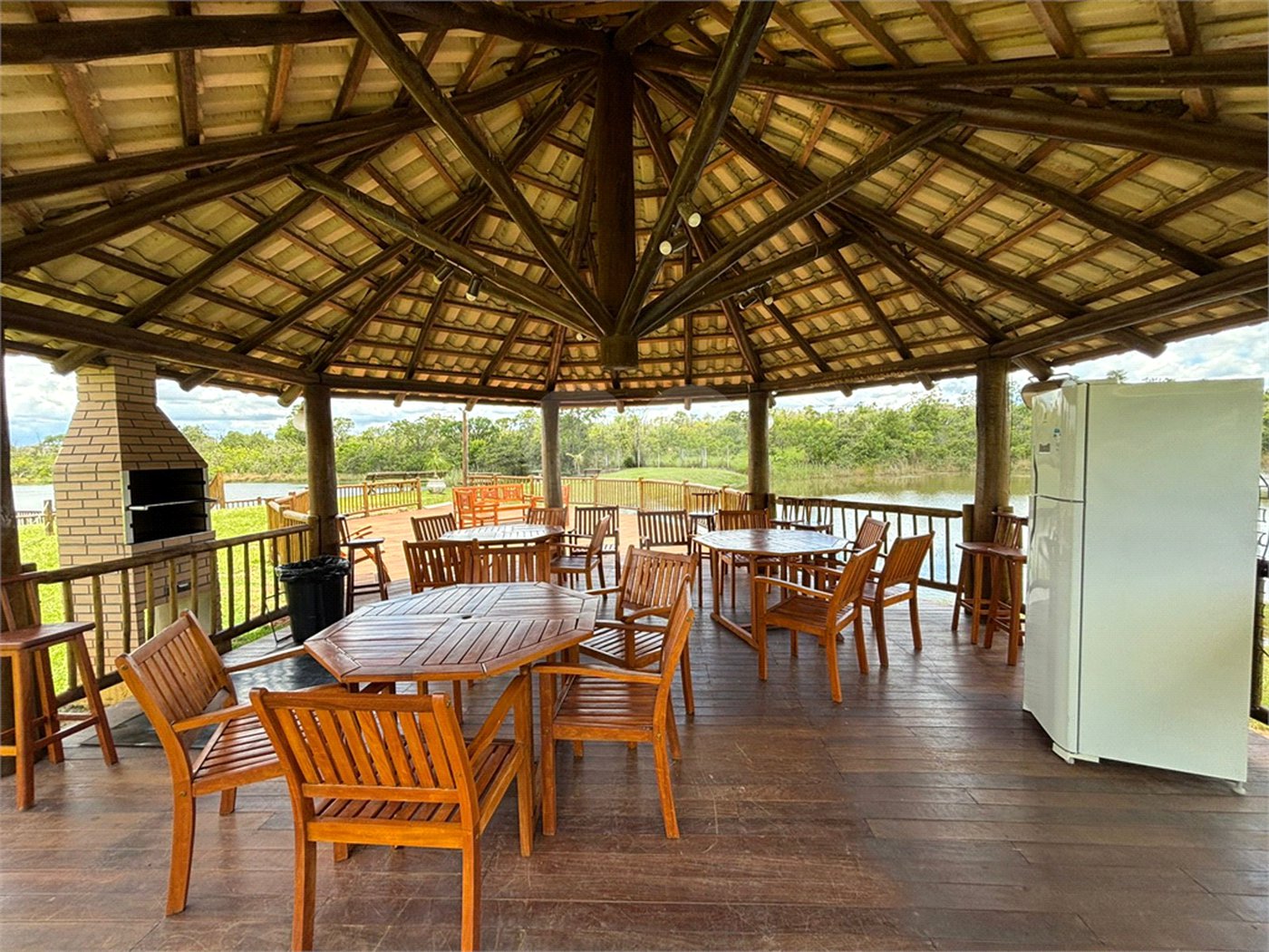 Terreno à venda no condomínio Broa Eco Village, Brotas - SP