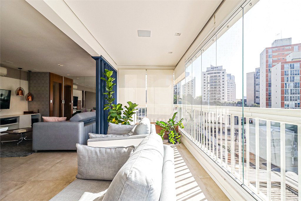 Apartamento à venda com 148 m² 3 suítes 3 vagas Vila Mariana / Chácara Klabin