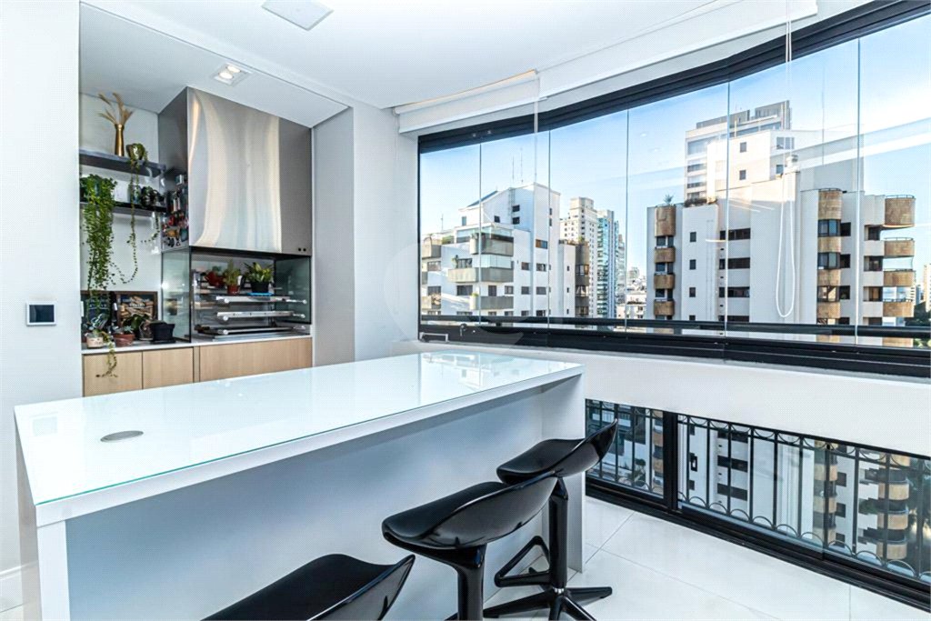 APARTAMENTO MOEMA 160M² 3 SUITES - E VAGAS