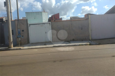 Casa no Jardim Embaré 2 dormitórios 250m@ de terreno