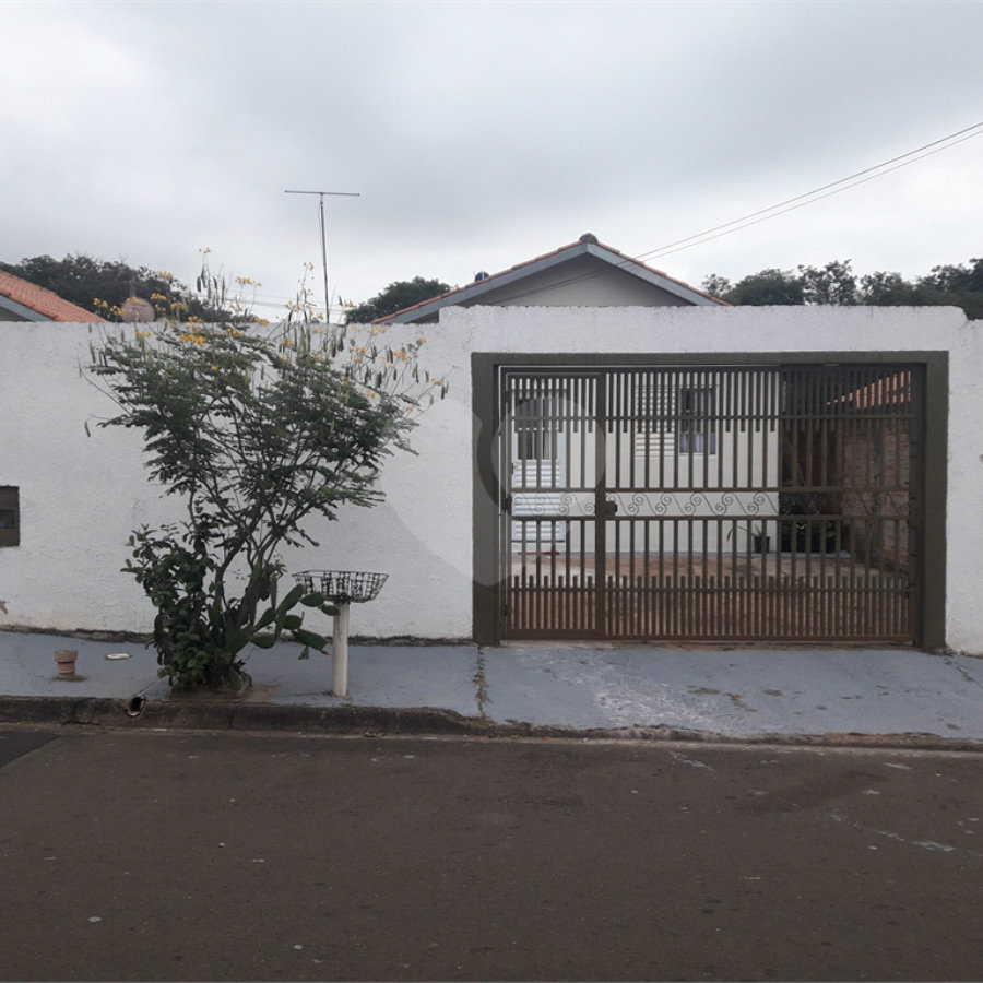 Vendo Imóvel no Jardim Zavaglia em São Carlos SP.