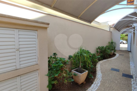 Casa à Venda de 5 dormitórios em São Carlos, no Residencial Eldorado