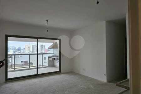Casa Ibirapuera Apartments da Cyrela, a poucos minutos do Parque Ibirapuera, na Vila Clementino, com fácil acesso a Av. 23 de Maio e ao Shopping Santa Cruz. Apartamento de 2 dorms,, 1 suíte, 1 vaga de garagem.. Um condomínio com área de lazer tipo clube.