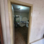 Casa térrea à venda com amplo quintal e grande potencial na Vila Nery