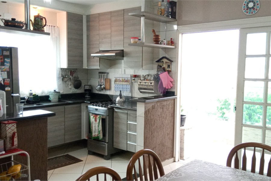 Excelente Sobrado na Cidade Lider - Casa - vendo