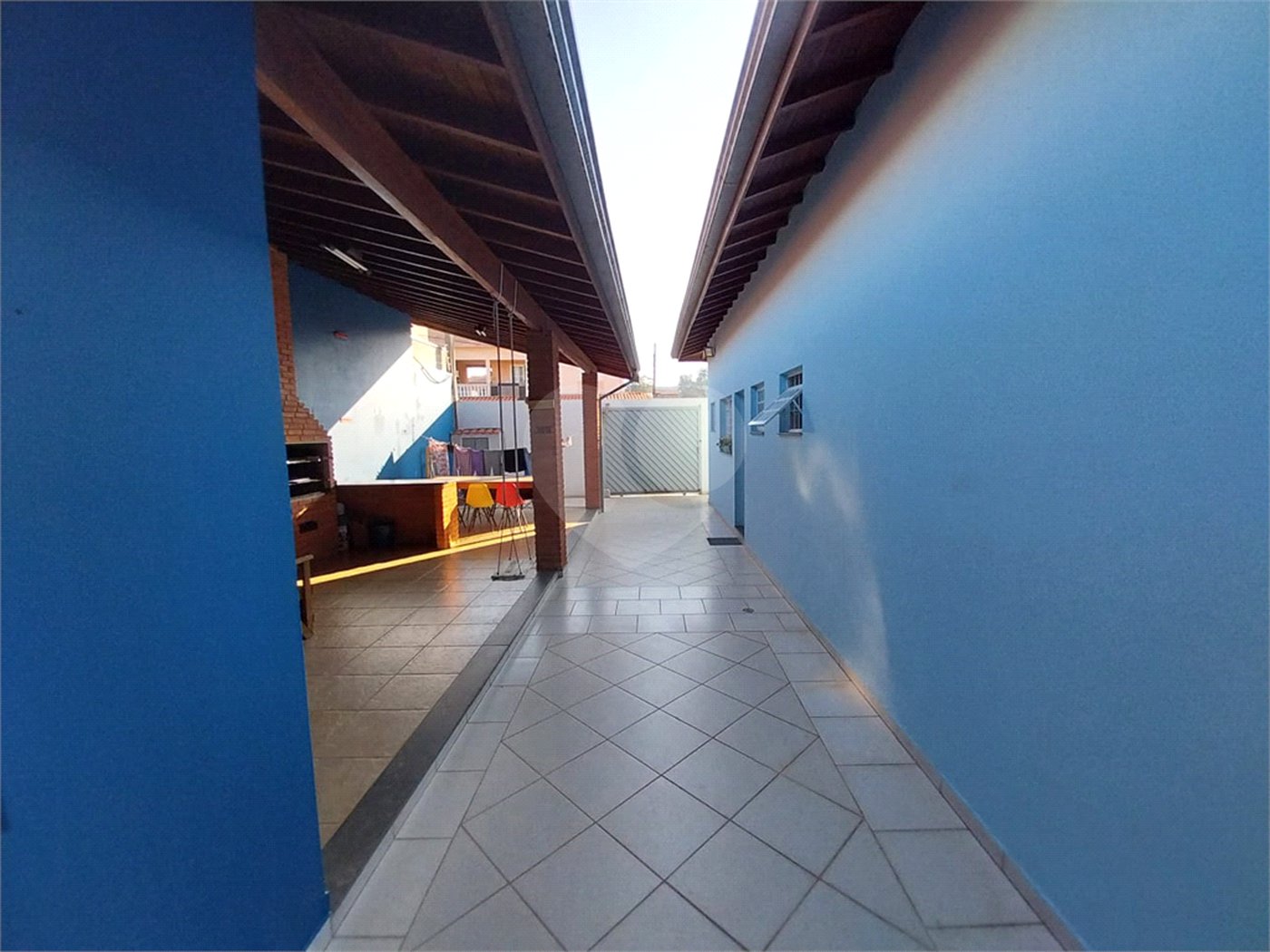 Sobrado à venda com 5 quartos, sendo 1 suíte,  em Terra Nobre, Louveira, SP